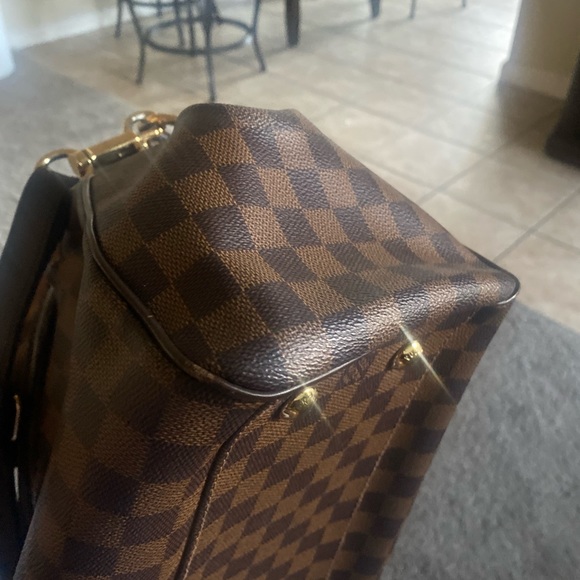 Louis Vuitton Trevi GM - Picture 4 of 9